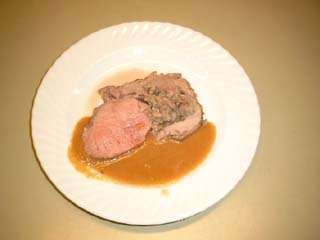 Kalbscarre mit Leber und Äpfeln, Rosenkohl mit Limettenbröseln