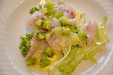 Sashimi vom Loup de Mer mit Currysauce