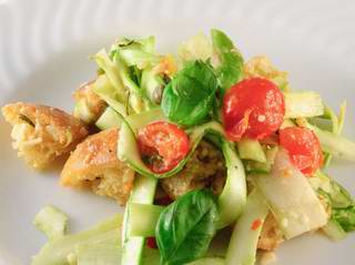 Spargel-Brotsalat 

