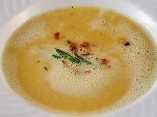 Kichererbsensuppe mit Pancetta 

   

   
