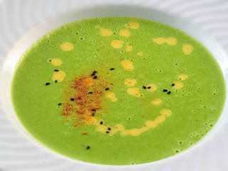 Erbsen-Estragon-Suppe  

   

   
