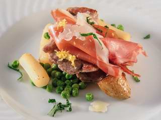 Schweinefilet mit Spargelgröstel    